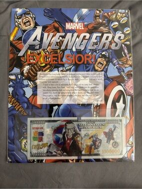 Marvel Avengers “Excelsior” Stan Lee Commemorative Set 🦸‍♂️✨